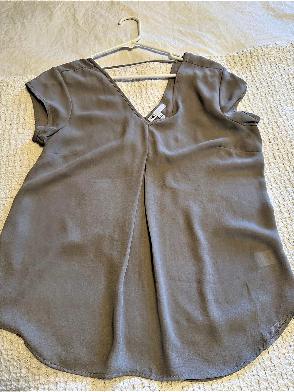 DR2 by Daniel Rainn Gray Blouse Size Medium
